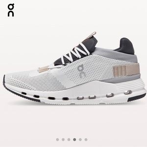 Brand new On Cloud Cloudnova Sand color